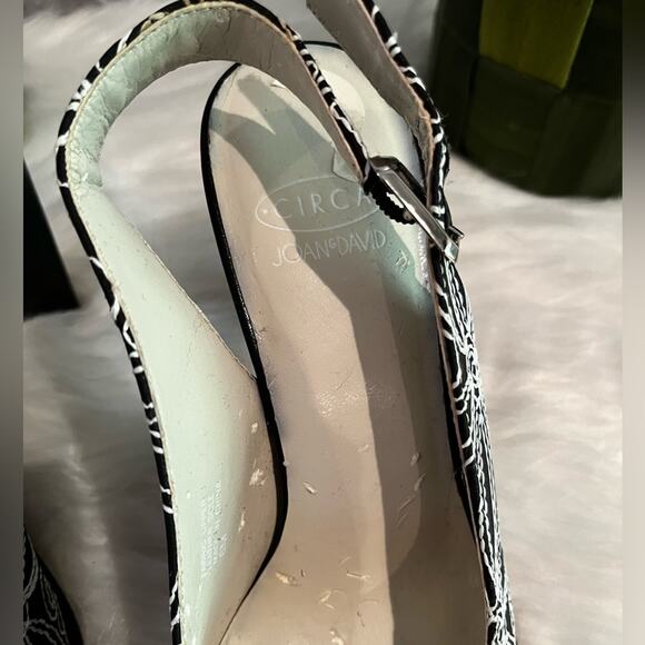 NEW Circa Joan & David Floral Embroidered Flowers Slingback Black White Heels S… - Picture 15 of 16